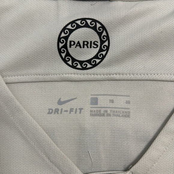 NIKE PSG NEYMAR JR 2018 JERSEY - Picture 2 of 4